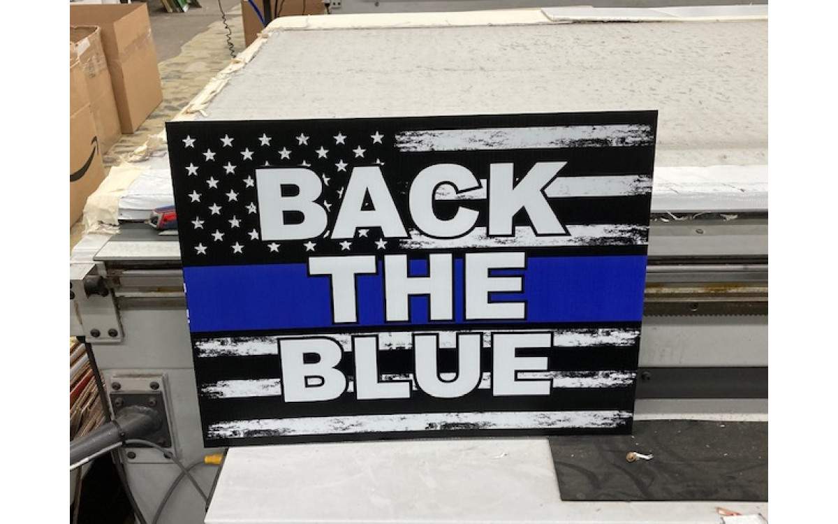 Back The Blue Yard Signs