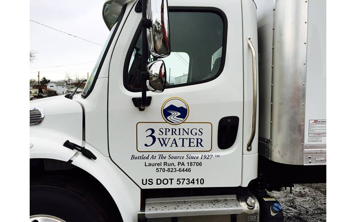 truck lettering